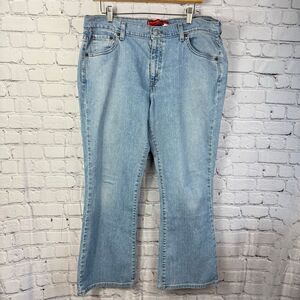 Vintage Levis Nouvou Bootcut Stretch 515 Lightwash Jeans Y2k 16 Short
